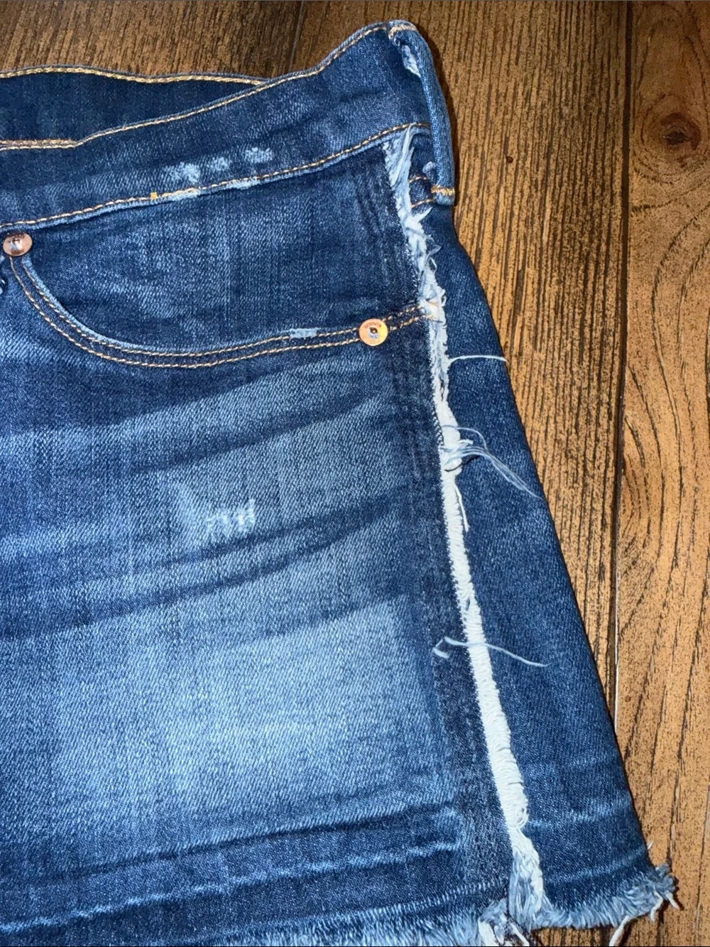 Hudson Jeans Amber Raw Edge Distressed Dark Blue Denim Cutoff Shorts